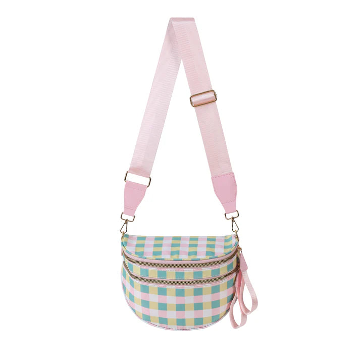 GoFree - The Roomiest Bum Bag