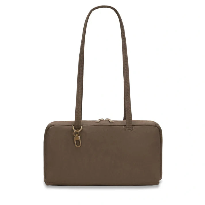 Bowly — The Roomiest Bowler Bag
